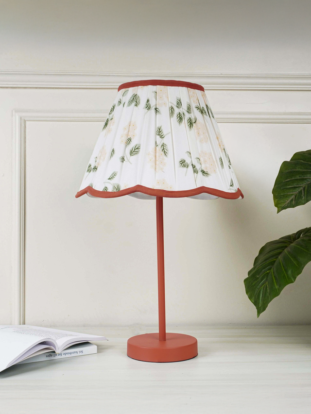 Selena Peach Metal Table Lamp