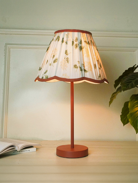 Selena Peach Metal Table Lamp