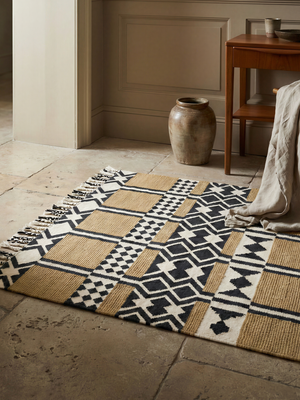 Trudy Hand-woven Wool Geometric Rug - Beige